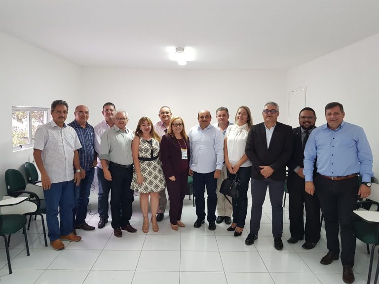 Reunião da Diretoria Executiva/Conselho Administrativo e Fiscal da ACEPREM, na Sede da APRECE no dia 16/04/18.